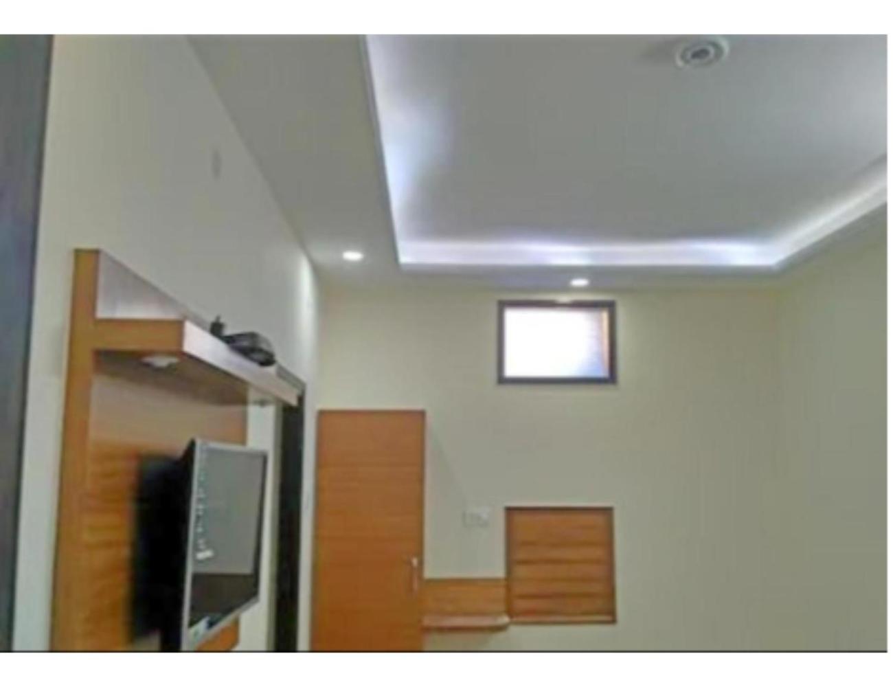 Hotel Basera Guest House, Saharanpur Extérieur photo